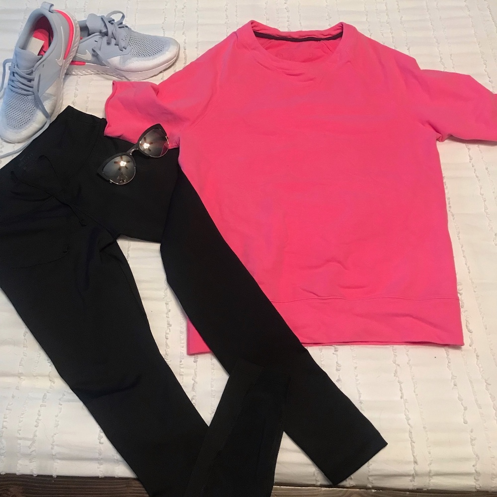 Lululemon short sleeve sweater